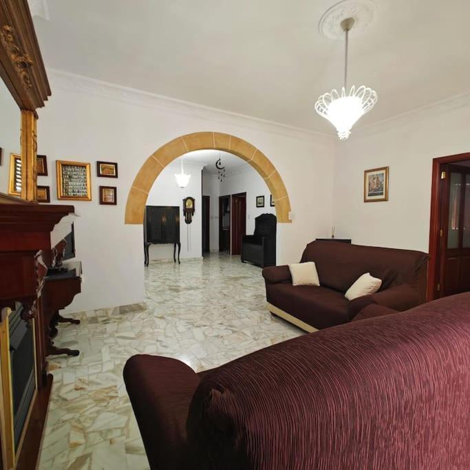 Appartement Spacious 4-bedroom *